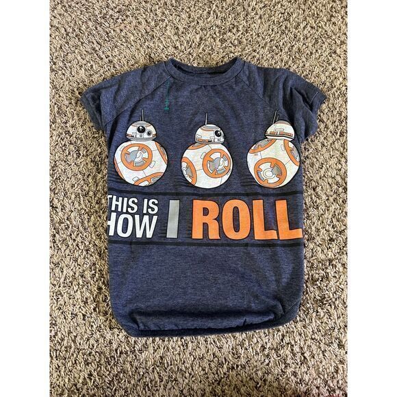 Other - Dog shirt "This is how I‎ roll"